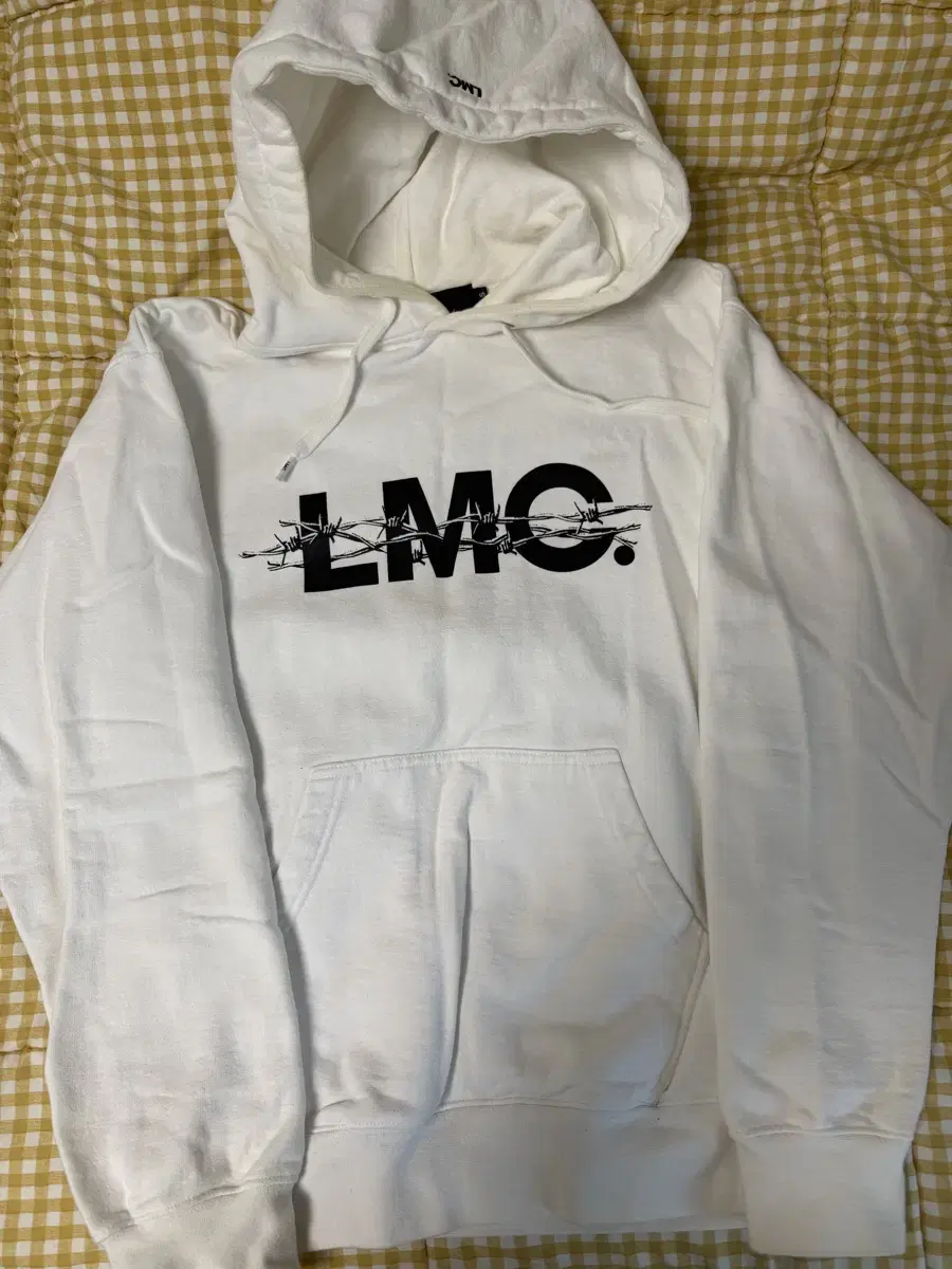 LMC 후드티